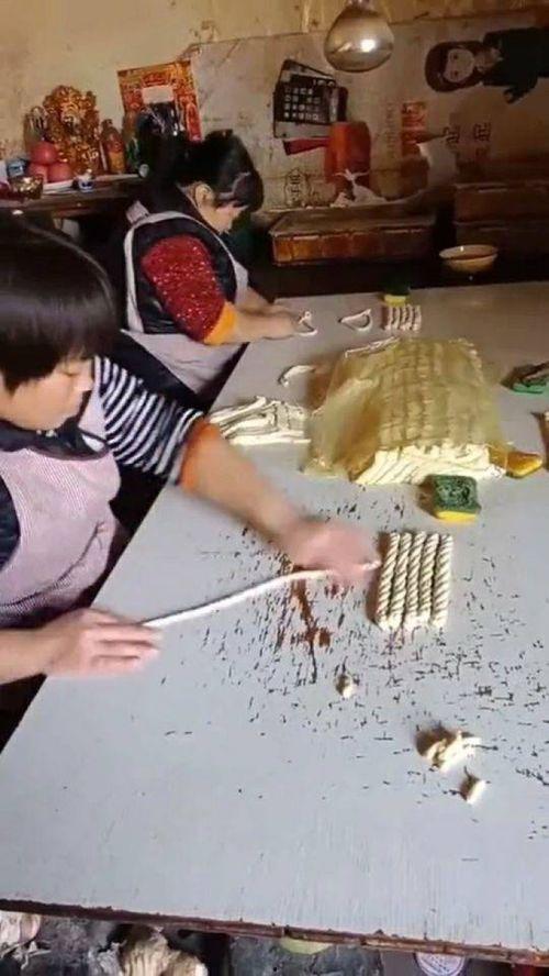 搓麻花视频,搓麻花视频教你轻松上手