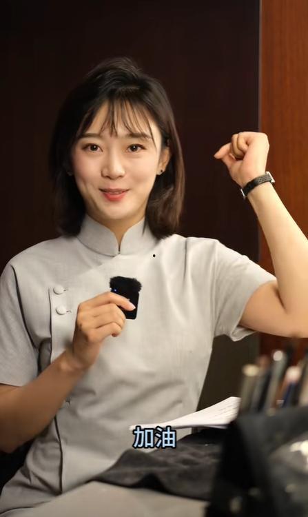 视频李七月,揭秘短视频创作背后的故事与技巧