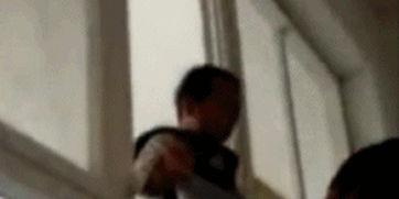 折磨男生视频,男生被折磨视频引发热议