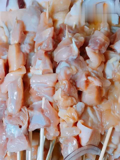 鸡的切法视频,鸡的完美切割技巧揭秘