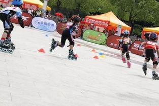 轮滑初学者视频,轻松入门视频教程解析