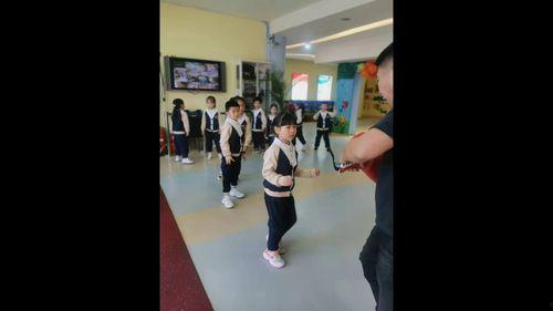 幼儿园跆拳道表演视频,幼儿园表演视频惊艳亮相