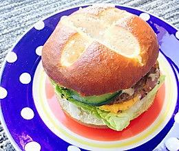 汉堡制作方法视频,轻松掌握美味汉堡制作技巧