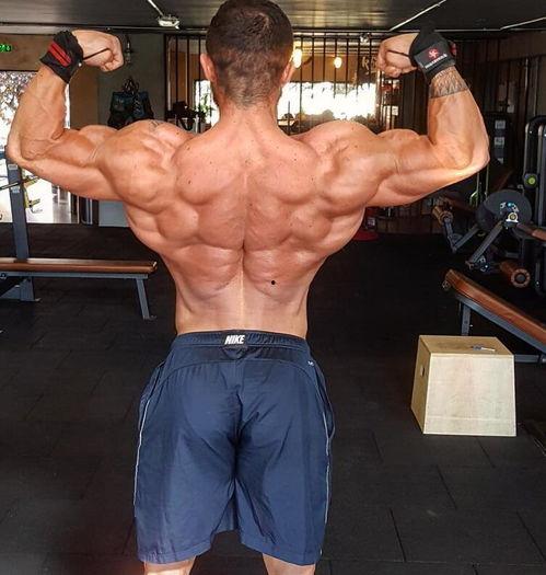 欧美肌肉男视频,健身与力量的完美演绎