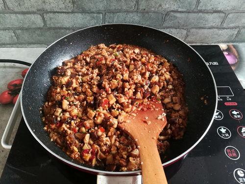 香菇酱做法视频,家常美味，一学就会