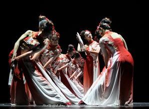 油纸伞舞蹈视频,古典与现代交融的视觉盛宴