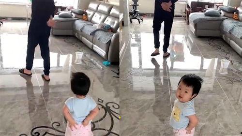 宝宝走路视频,从蹒跚学步到自信迈步的可爱历程