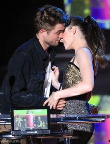 美国亲嘴视频,揭秘美国街头热辣亲嘴视频