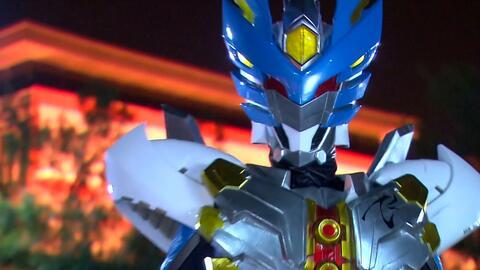 飞影铠甲视频,炫酷机甲，勇闯未来世界