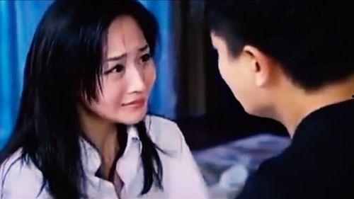 美女和帅哥亲嘴视频,美女帅哥热吻画面曝光