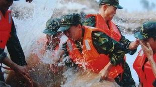 98抗洪视频,众志成城，共筑防洪壮丽篇章