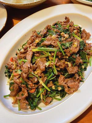 炒牛肉视频,家常美味，轻松上桌