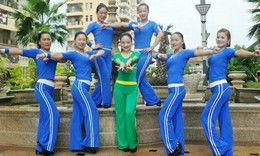 卓玛广场舞视频,活力四射，舞动人生