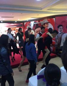 虚弱晕倒视频,揭秘虚弱背后的惊险瞬间