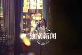 女同性恋亲嘴视频