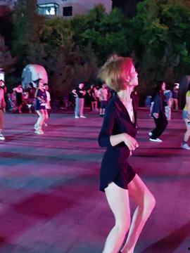 动感广场舞视频,活力四溢的健身潮流