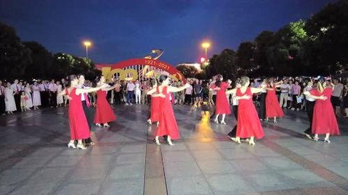 广场舞视频制作,广场舞视频中的欢乐时光与活力风采