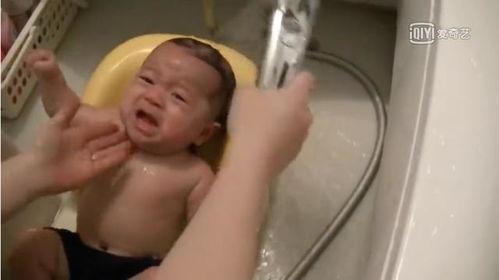 小朋友洗头视频,一场亲子互动的温馨时光