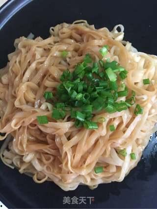 葱油面做法视频,香气扑鼻，美味可口