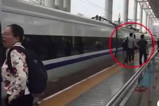 火车走的视频,视频捕捉的铁路之旅掠影