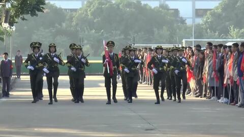 中学升旗仪式视频