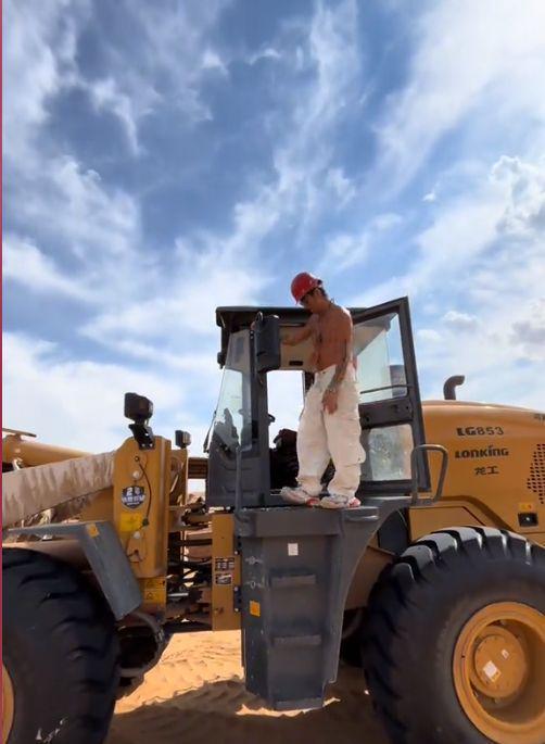 推土机工作视频,高效作业与工程奇迹的见证